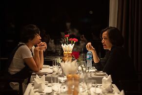 Scarlet Pearl Cruises