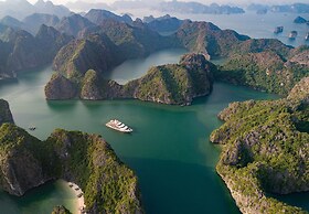 Scarlet Pearl Cruises