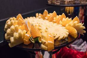 Scarlet Pearl Cruises