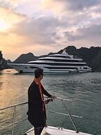 Scarlet Pearl Cruises