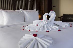 Scarlet Pearl Cruises