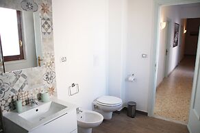 Bari Rooms Central Station