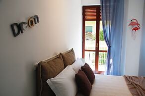 Bari Rooms Central Station