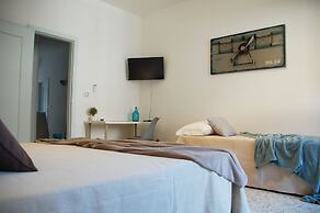 Bari Rooms Central Station