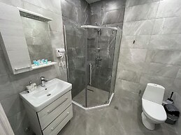 Batumi Real Lux