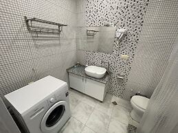 Batumi Real Lux