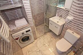 Batumi Real Lux