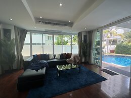 Premium Pool Villas Pattaya