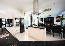 Premium Pool Villas Pattaya