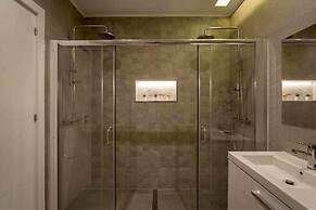 Vicky Rae Beach House