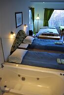 Familia Piatti Suites