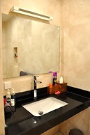 Bukit Pool Suites