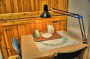 Gillhov   camping and  B&B - Hostel