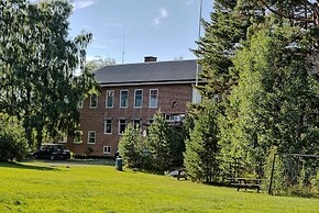 Gillhov   camping and  B&B - Hostel