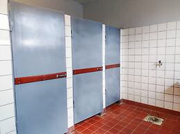 Gillhov   camping and  B&B - Hostel