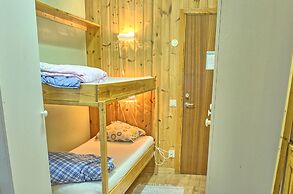 Gillhov   camping and  B&B - Hostel