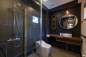 Tanuki Luxury Apartments