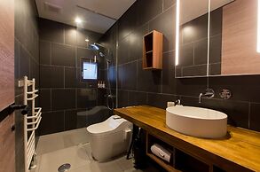 Tanuki Luxury Apartments