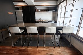 Tanuki Luxury Apartments