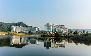 Heyuan Mels Welton Evergreen Lake Hotel