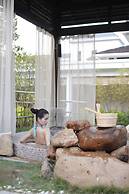 Heyuan Mels Welton Evergreen Lake Hotel