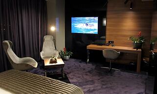 Ambasador Hotel
