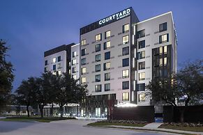 Courtyard by Marriott Houston Heights/I-10