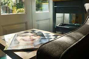 Moseley - House - Sleeps 4 - Parking - Garden