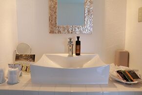 Mykonos Resort Miura