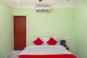 OYO 23300 Seabreeze Residency