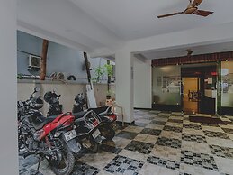 OYO 28637 Gokul Grand