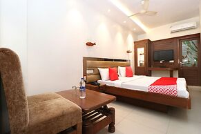 OYO 30593 Heritage Corner