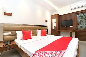 OYO 30593 Heritage Corner