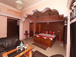 OYO 33455 Hotel Shivam