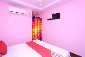 OYO 36667 Hotel Manoj