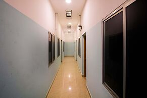 OYO 37776 Hotel Royal King