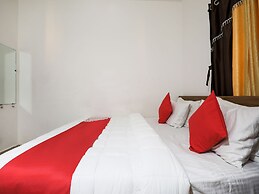 OYO 38418 Rosy Guest House