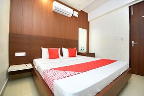 OYO 40504 Hotel Avtar Residency