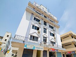 OYO 40720 Hotel Srs Regency