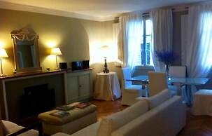 Capri Moon Guest House