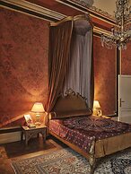 Capri Moon Guest House