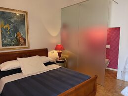 B&B JSuite