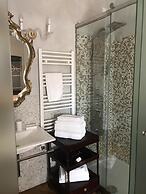 B&B JSuite