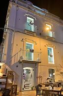 B&B JSuite