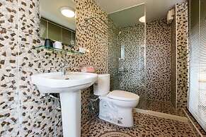 Elizabeth Bed And Breakfast