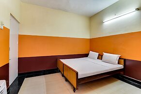 SPOT ON 36583 Hotel Srinivasa Residency