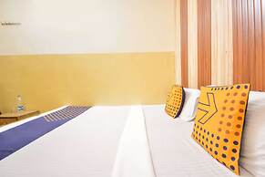 SPOT ON 36686 Hotel Om Shanti Palace