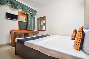 SPOT ON 36686 Hotel Om Shanti Palace