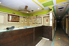 SPOT ON 40303 Hotel Surya