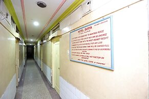 SPOT ON 40303 Hotel Surya